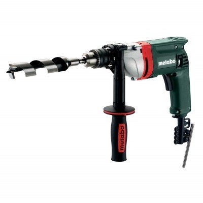 Taladro-Atornillador 750 W con 75 NM de torque.