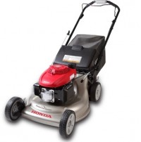 cortacésped autopropulsada, 53 cm ancho de corte. motor 5,5 hp, bolsa recolectora. smart drive