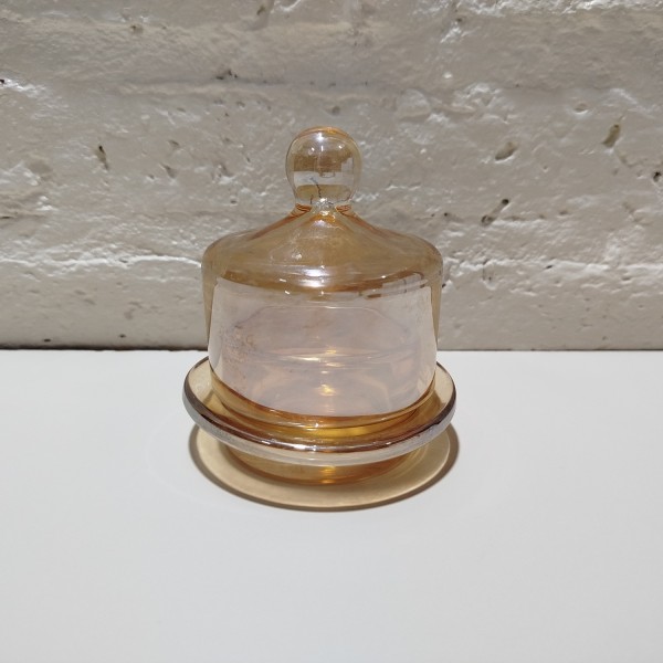 CAMPANA PERFUMERA DORADA 7X8 BASE 9X4