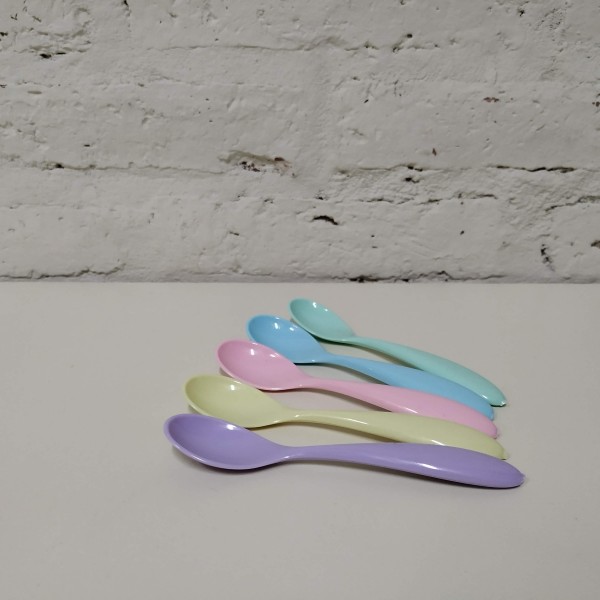 CUCHARITA PLASTICA CORTA COLORES PASTEL