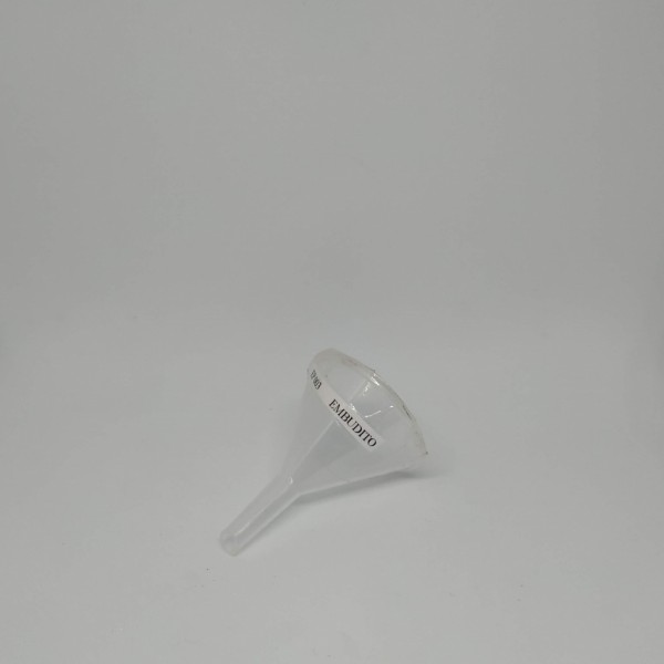 EMBUDITO PLASTICO 5CM