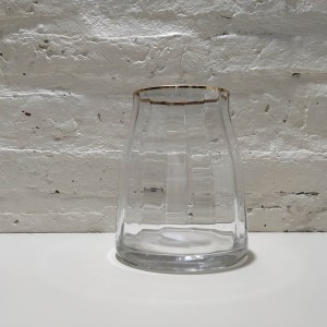 florero facetado base ancha borde dorado 9x16