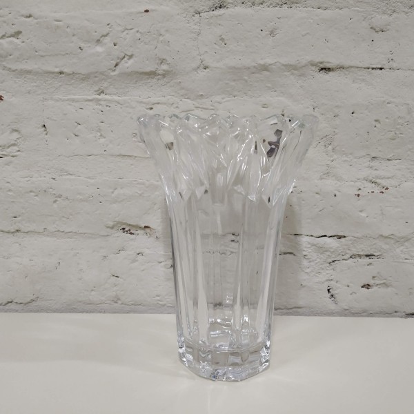 FLORERO PESADO BORDE LABRADO 12X18CM