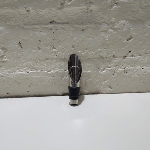 pico y tapon vino acero antigoteo